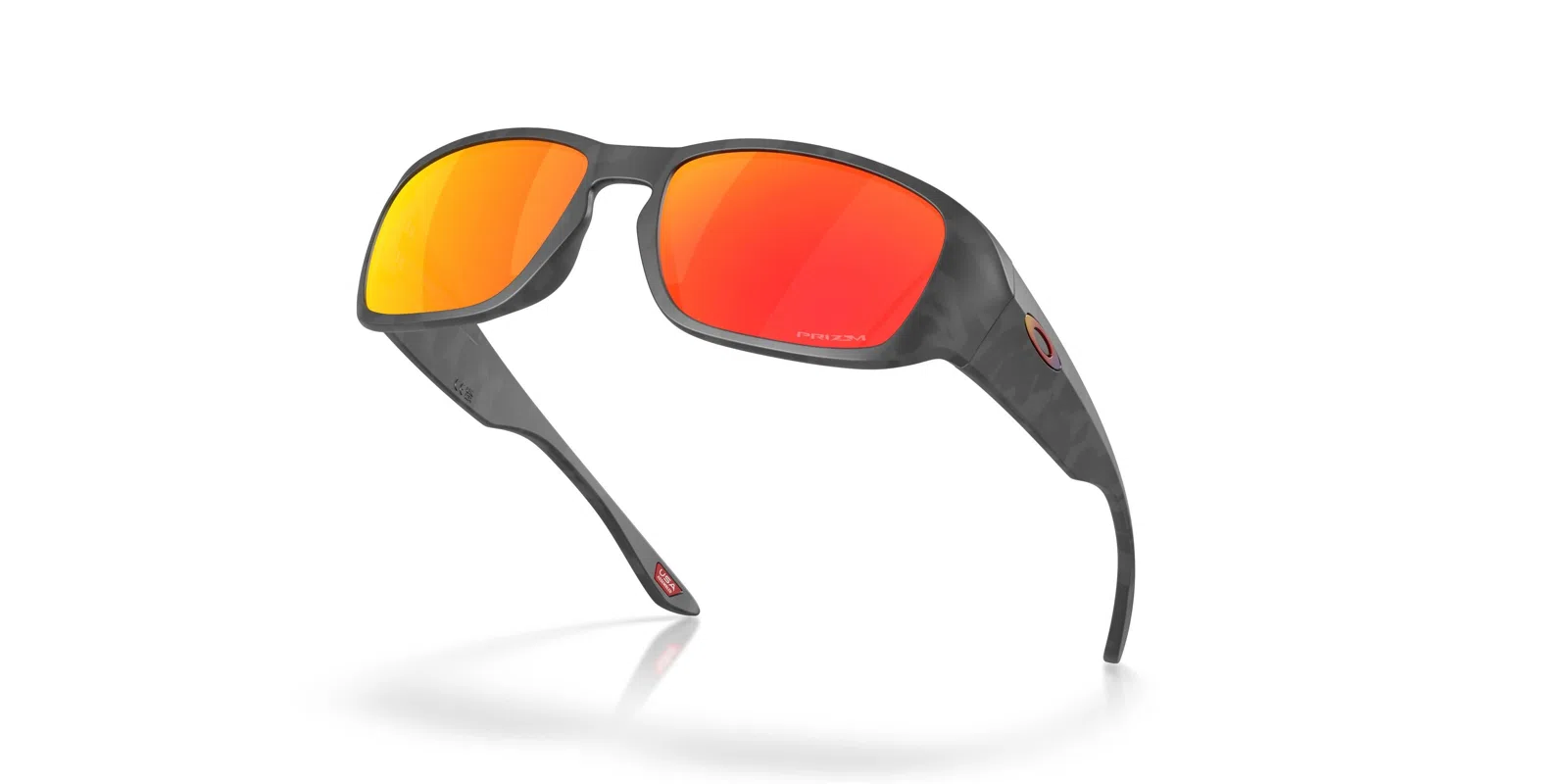Oakley Tourniquet 9521 Sunglasses - view 43